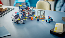 Load image into Gallery viewer, Lego City Police Mobile Crime Lab Truck 60418
