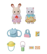 Load image into Gallery viewer, Sylvanian Families Nursery Friends Walk Along Duo
