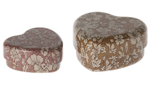 Load image into Gallery viewer, Maileg Metal Heart Box Set Ochre Heather
