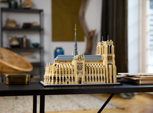 Lego Architecture Notre Dame de Paris 21061