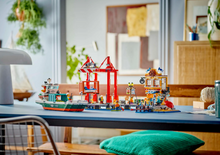 Load image into Gallery viewer, Lego City Seaside Harbor with Cargo Ship 60422
