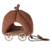 Load image into Gallery viewer, Maileg  Pumpkin Carriage Mouse
