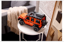 Load image into Gallery viewer, Lego Technic Mercedes-Benz G500 Professional
