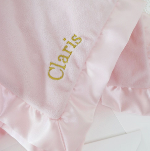 Claris Comforter