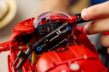 Load image into Gallery viewer, Lego Technic Ducati Panigale 42202
