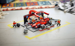 Lego City F1 Pit Stop & Pit Crew with Ferrari Car 60443