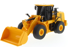 Load image into Gallery viewer, Masters Toy Range Radio Control Mini RC CAT 950M Wheel Loader
