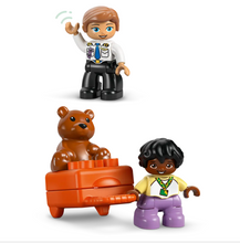Load image into Gallery viewer, Lego Duplo First Time at the Airport 10443
