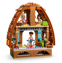 Load image into Gallery viewer, Lego Friends Family Vacation Beach Resort 42673
