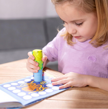 Load image into Gallery viewer, Melissa &amp; Doug On The Go - Sticker WOW! Turtle

