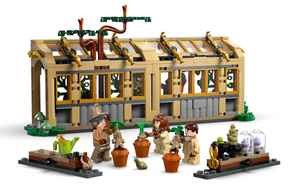 Lego Harry Potter  Hogwarts Castle: Herbology Class 76445