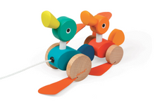Load image into Gallery viewer, Janod Duck Family Pull Along
