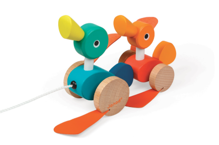 Janod Duck Family Pull Along