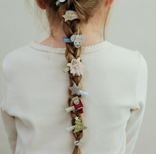 Load image into Gallery viewer, Mimi &amp; Lula Nutcracker Mini Clips
