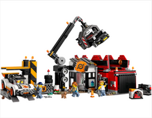 Load image into Gallery viewer, Lego City Scrapyard with Cars 60472
