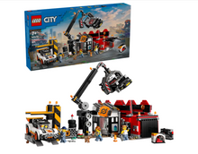 Load image into Gallery viewer, Lego City Scrapyard with Cars 60472

