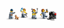 Load image into Gallery viewer, Lego City Scrapyard with Cars 60472
