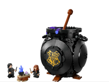 Load image into Gallery viewer, Lego Harry Potter Cauldron: Secret Potions Classroom 76464
