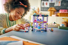 Load image into Gallery viewer, Lego Friends Heartlake City Fashion Show 42685
