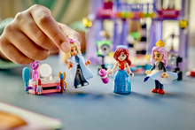 Load image into Gallery viewer, Lego Friends Heartlake City Fashion Show 42685

