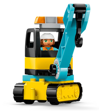 Load image into Gallery viewer, Lego Duplo 3 in 1 Construction Site &amp; Vehicles 10476
