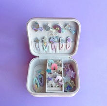 Load image into Gallery viewer, Mimi &amp; Lula Unicorn Jewellery Box
