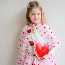 Load image into Gallery viewer, Mimi &amp; Lula Scalloped Heart Bag
