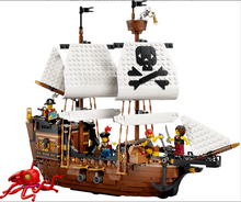 Load image into Gallery viewer, LEGO Creator Iconic Pirate Ship 31387
