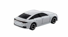 Load image into Gallery viewer, No.62 Toyota Crown Sedan
