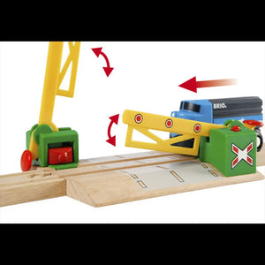 Brio Magnetic Action Crossing 33750