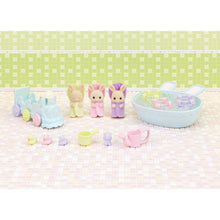 Load image into Gallery viewer, Sylvanian Families Triplets Baby Bathtime Set
