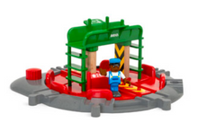 Load image into Gallery viewer, Brio Turntable with Figure 33476
