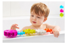 Load image into Gallery viewer, Boon Cogs Water Gears Bath Toy
