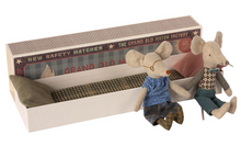 Load image into Gallery viewer, Maileg Grandma &amp; Grandpa Mice in box
