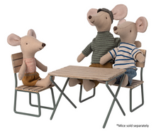 Load image into Gallery viewer, Maileg Garden Set Mouse
